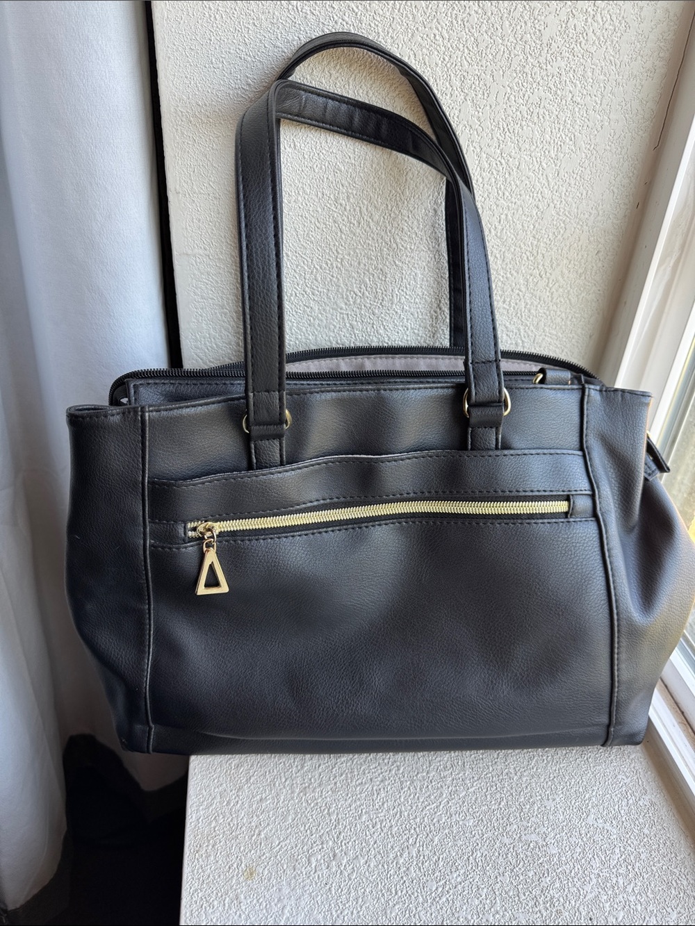 Isaac Mizrahi Black Tote with Gold Hardware crossbody